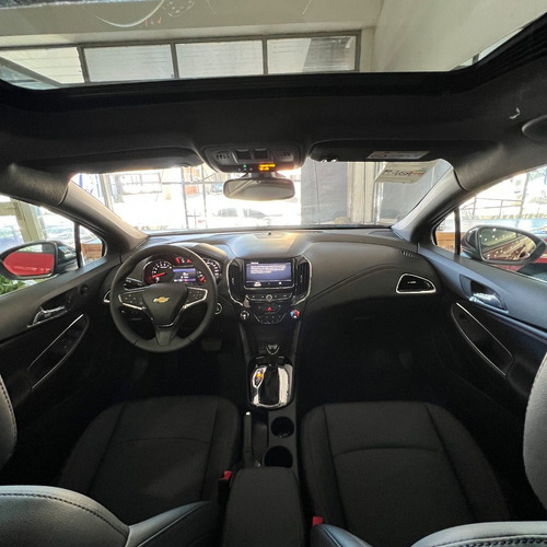 Imagen 12 de 16 de Chevrolet Cruze Rs