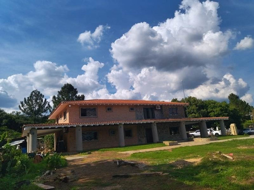 Imagen 1 de 20 de Terreno Con Bienhechurías En Safari Carabobo (att-119)