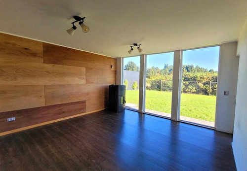 Venta Casa Exclusiva Puerto Varas (102042)