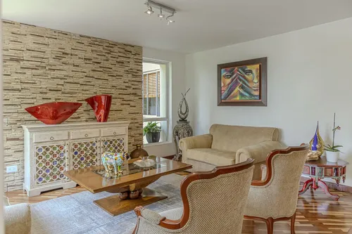 Apartamento En Venta En El Tesoro. Cod V21429