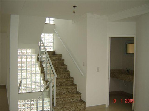 Imagem 6 de 18 de Sobrado Com 250m² De Construção E 11 X 21 De Terreno, 03 Suítes Com Ducha Higiênica, Sendo A Principal Com Closet E Varanda Com Linda Vista Para O Jd. Da Saúde. Sala C/ 03 Ambiente - 56 - 2691655