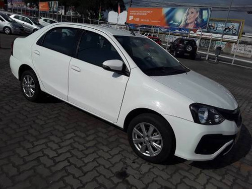 Imagem 5 de 9 de Toyota Etios 1.5 X Plus Sedan 16v Flex 4p Automático