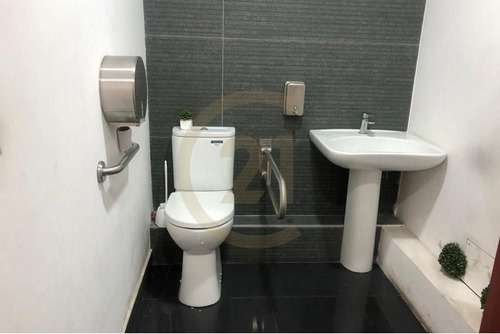 Local Arriendo Las Condes Metro Manquehue