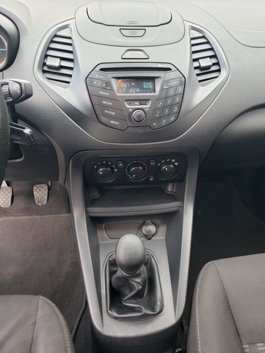 Imagen 9 de 12 de Ford Figo 2017 1.5 Impulse Aa Sedan Mt