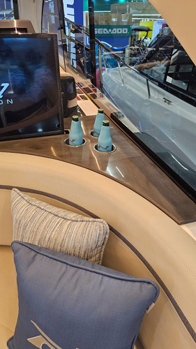 Lancha Nx 41 Horizon N É Solara Triton Ventura Real