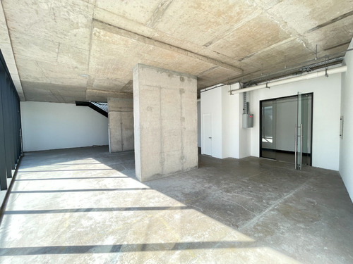 Excelente Local Comercial Para Habilitar En Nueva Costanera