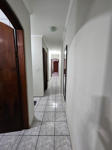 Casa De 3 Quartos E 4 Banheiros ,sendo Uma Suíte!!