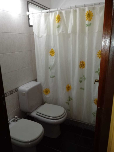 Imagen 8 de 14 de Duplex Lujo Céntrico 2 Dormitorios C/cochera Y Gas Natural