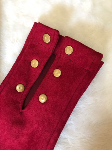 Imagem 3 de 3 de Calça Feminina Plus Size Tecido Veludo Com Detalhe Na Barra