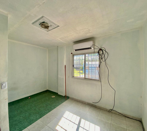 Casa Triplex Venta Moreno