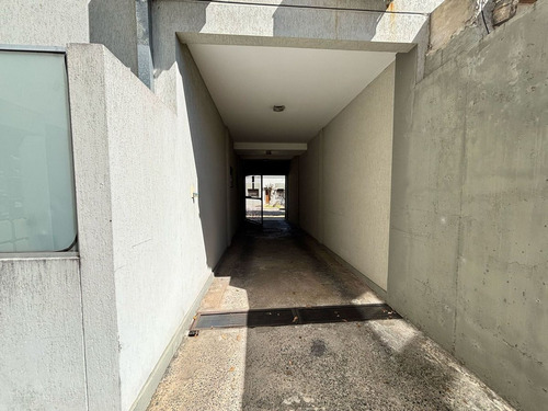 Cochera En Venta En La Plata
