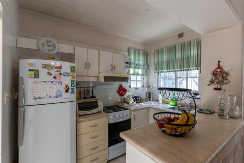Casa A La Venta En Hipolito Yrigoyen 1182 Lujan Centro