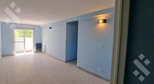 Venta Departamento 4 Amb, Remodelado A Nuevo. Pin, Neuquén