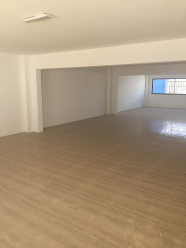 Arr Local Comercial En Chacaboco,dos Pisos 2b/2e En Maipu.