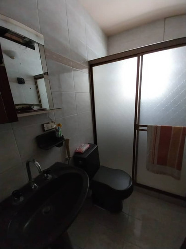 Venta Casa Urb Andres Bello Maracay Estado Aragua Código 241059