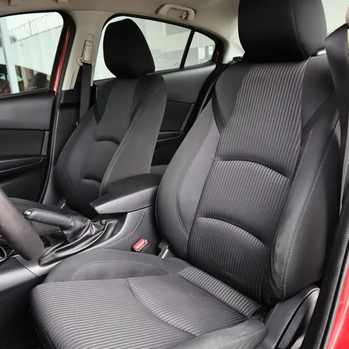 Mazda 3 S Sedan