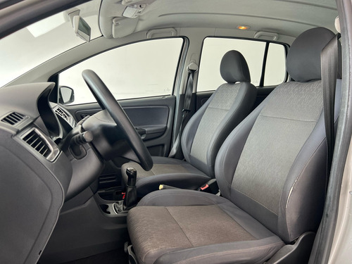 Volkswagen Fox 1.0 MI 8V FLEX 4P MANUAL