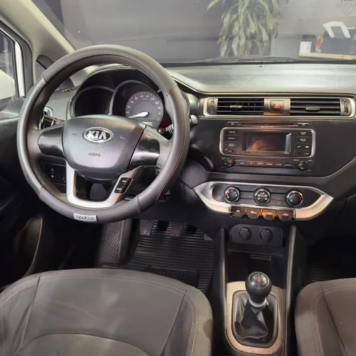 Kia Rio 1.2 4 p