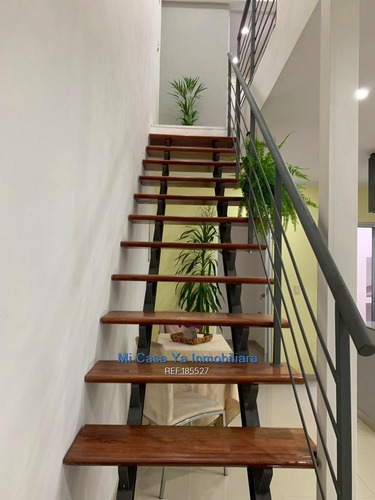 Imagen 5 de 30 de Venta Casa Tres Cruces 2 Dormitorios Patio Balcón Divina! Usd 89.000 Más Saldo