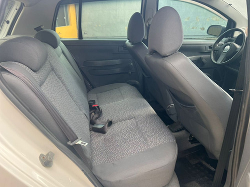 Volkswagen Fox Fox Plus 1.6Mi/ 1.6Mi Total Flex 8V 4p