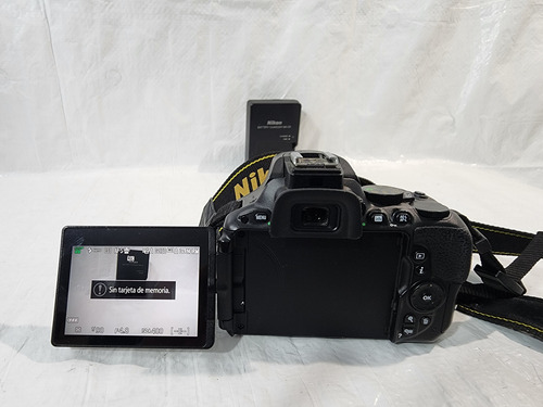 Camara Reflex Nikon D5500 Dslr Funcionando Perfecto (Usado)