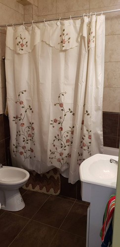 Imagen 4 de 6 de Venta Ph En Villa Luzuriaga