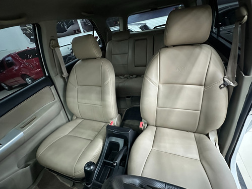 Toyota Hilux SW4 2.7 Sr 5l 4x2 Flex 5p