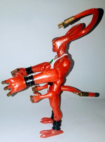 Figura Bootleg Mexicano De Ben 10 Feedback Con 4 Brazos (Usado)