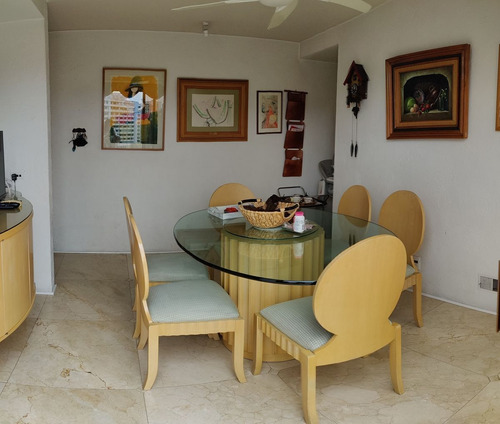 En Venta Excelente Casa En Conjunto En Lomas De Las Palmas (v)