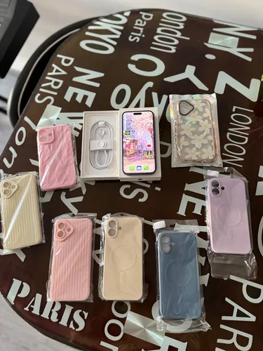 iPhone 16plus (128 Gb) - Ultramarino (como Nuevo) + 7 Cases (Usado)