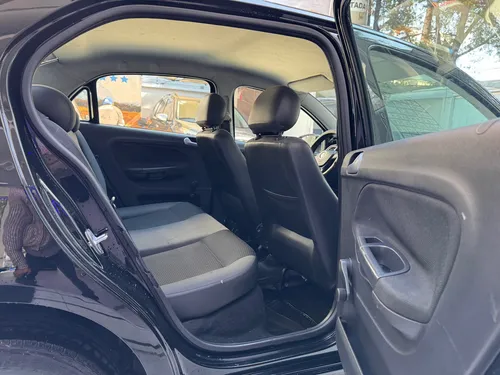 Volkswagen Gol Sedan 1.6 Trendline Mt