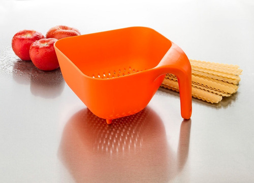 Colador Cuadrado Con Mango Colgante Y Patas Plástico Colores Color Naranja