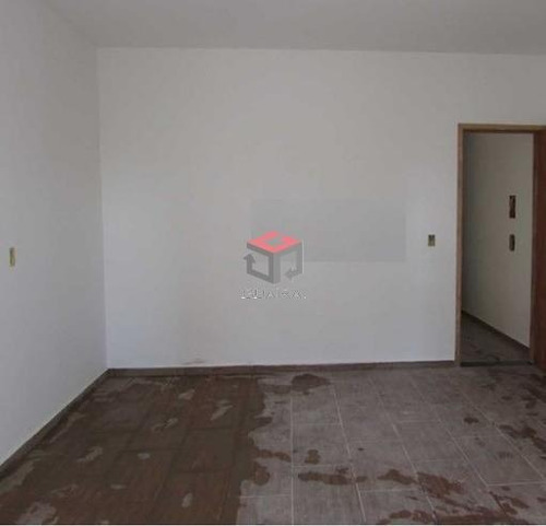 Imagem 8 de 12 de Sobrado À Venda, 3 Quartos, 1 Suíte, 2 Vagas, Scarpelli - Santo André/sp - 93968
