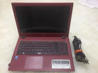 Laptop Acer Aspire E15 E5-573-50cj - 15.6