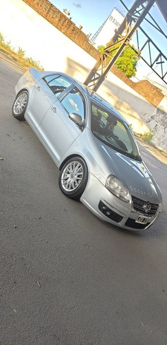 Volkswagen Vento 2.0 I Sportline Dsg 2010