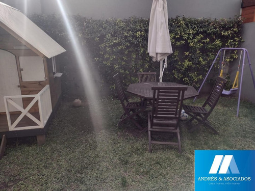 Venta Duplex Barrio La Giustina, Bella Vista