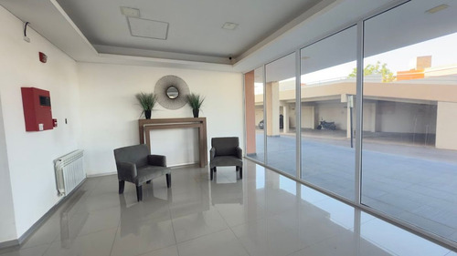 Venta Departamento 2 Dormitorios Y Cochera