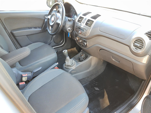 Imagen 5 de 13 de Fiat Palio 1.6 Nuevo Essence 115cv 2017
