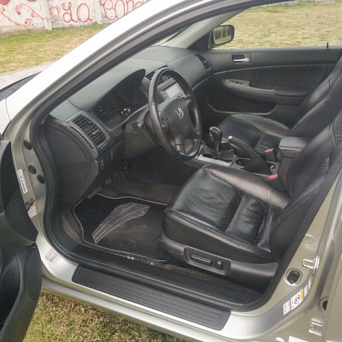 Imagen 10 de 14 de Honda Accord