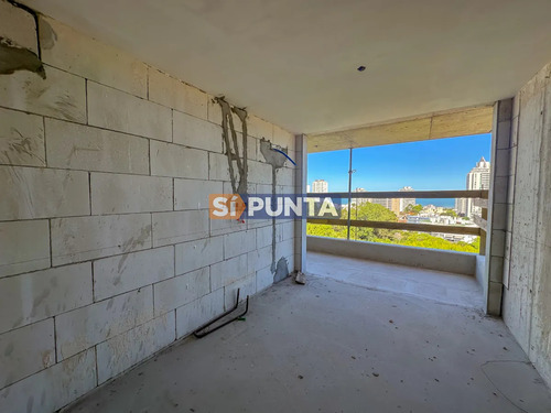 Un Nuevo Concepto De Edificio. View Ii. A Pasos De Todo!