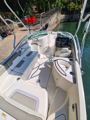 Lancha Sea Ray 260 Sundeck