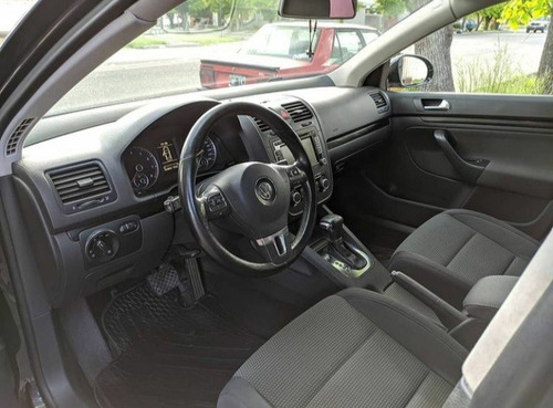 Volkswagen Vento 2.5 Advance 170cv 2010