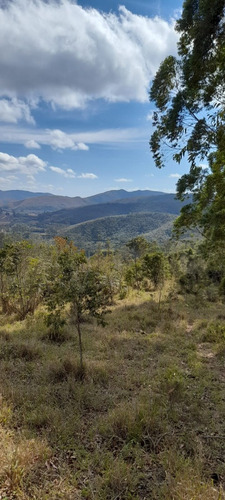 Terreno Rural Com Cachoeiras