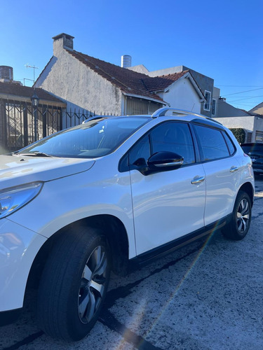 Peugeot 2008 1.6 Feline Tip