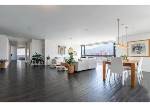 Apartamento En Arriendo En Los Balsos Poblado
