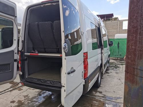 Imagen 3 de 12 de Volkswagen Crafter Pasajeros 2017 Lwb Caja Extendida