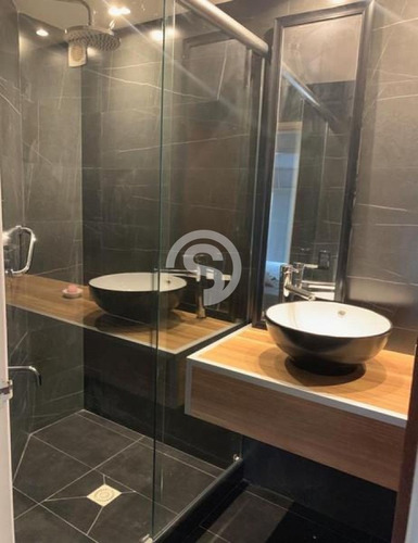 Apartamento Reciclado De 2 Dormitorios, Muy Luminoso!- Ref: 4599