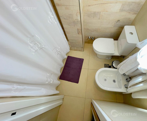 Duplex De Real Categoria Totalmente Recilado, Comoda Cochera Fija Y Baulera
