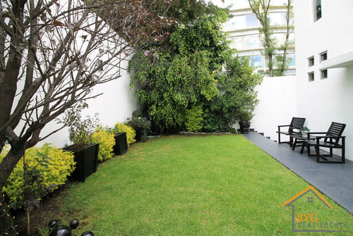 Imagen 1 de 23 de Con Jardin En Lomas, Casa Amueblada Super Iluminada.