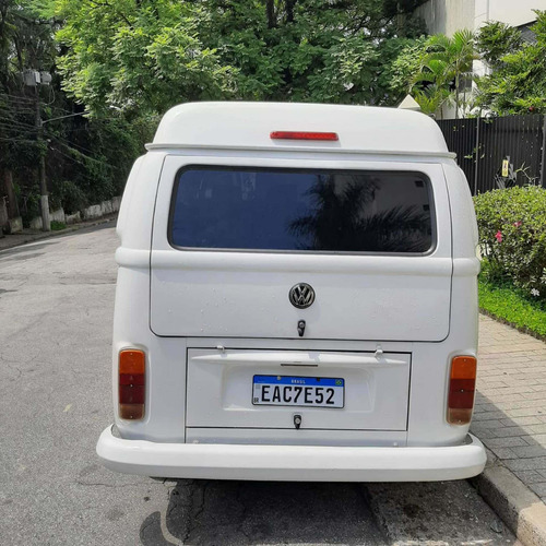 Volkswagen Kombi 2012 1.4 Lotação 12 Lugares